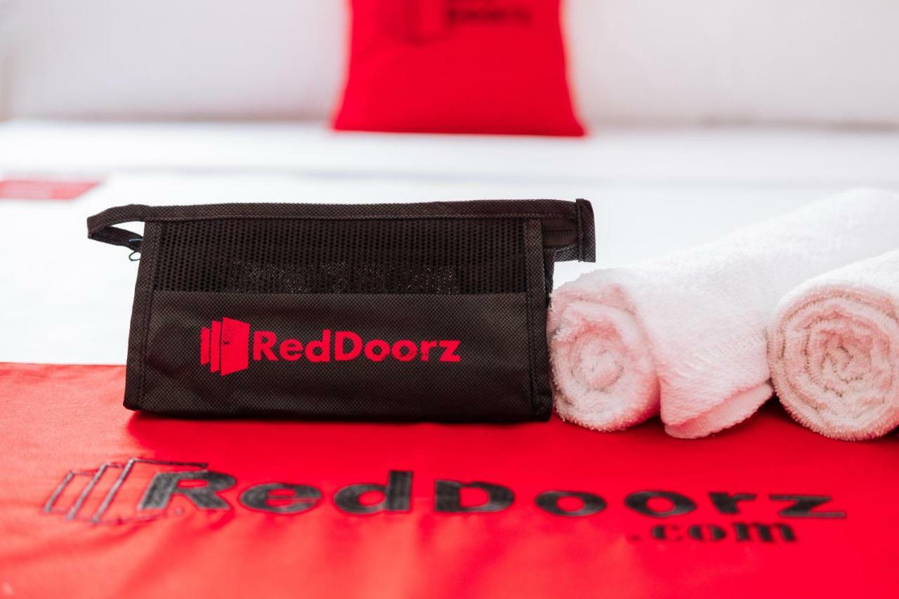 Reddoorz Plus @ Silk Residences Sta. Mesa Monthly Stay Manilla Buitenkant foto